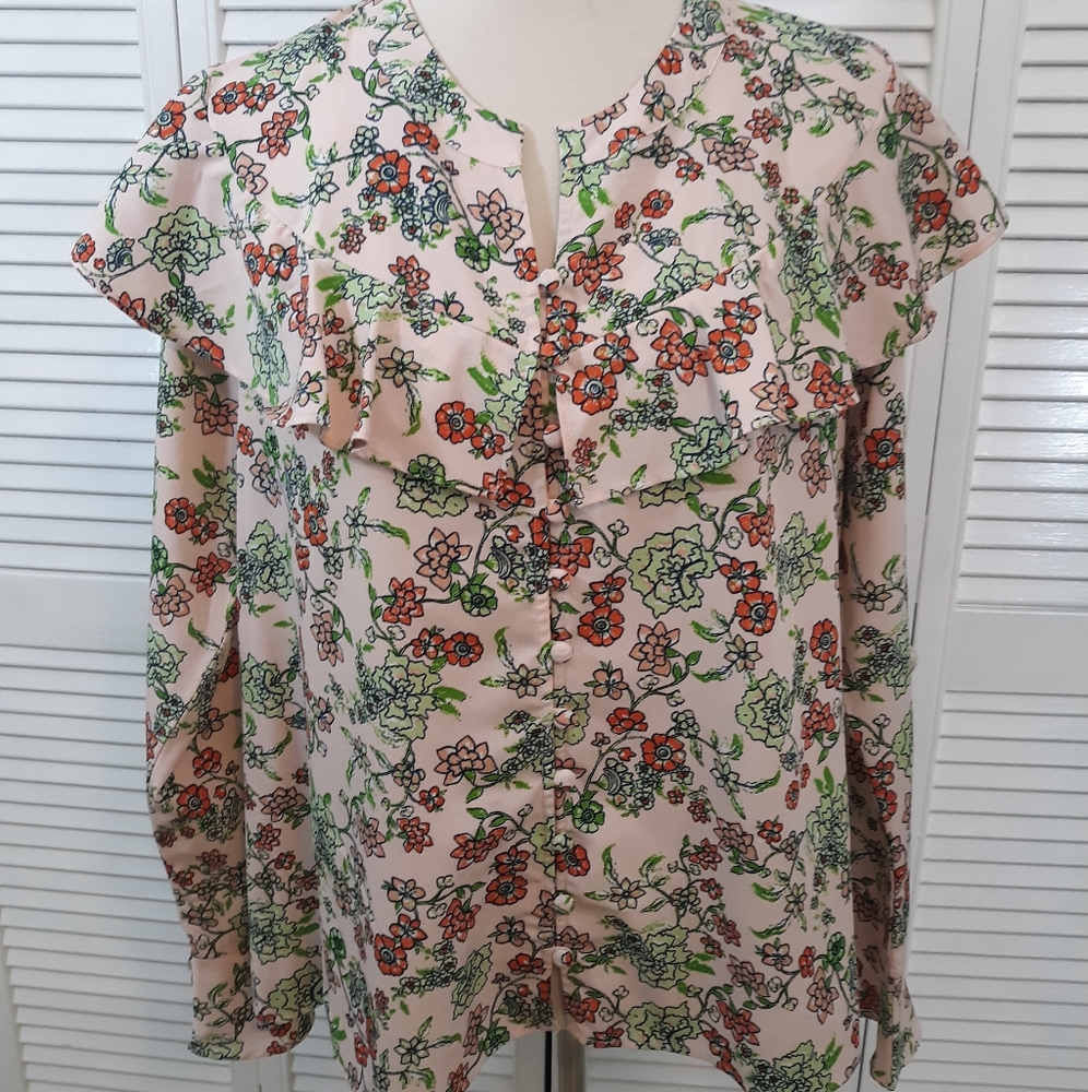 Red camel floral ruffle LS blouse NWOT *E